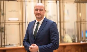 BH pošta: Na impozantnim mašinama odštampa se i kovertira oko 2,5 miliona pošiljki mjesečno