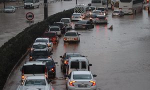 Nevrijeme u Turskoj, poplavljene kuće i poslovni objekti u Izmiru i Manisi