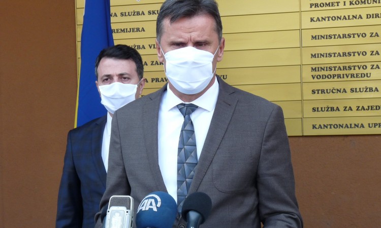 Fadil Novalić: Radit ćemo 24 sata dok ne osiguramo vakcine za građane Federacije