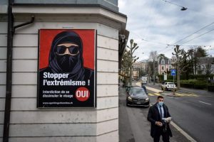 Švicarci izglasali zabranu pokrivanja lica