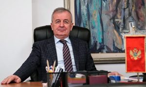 Stanišić: Mir i spokoj žrtvama genocida u Srabrenici