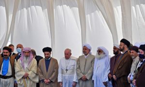 Papa Franjo u Uru pozvao na mir i bratstvo među religijama