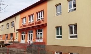 U školama ZDK-u nastavni proces će i naredne sedmice biti realiziran online
