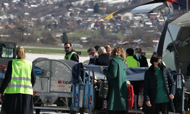 Forto preuzeo donaciju vakcina iz Srbije i obećao kompenzaciju