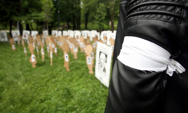 Instalacijom u Velikom parku obilježen Dan bijelih traka