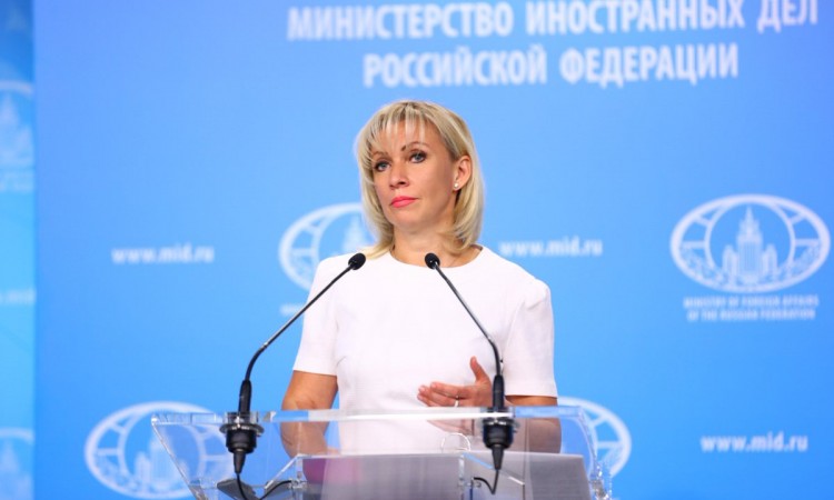 Zaharova: Reakcija Zapada na preusmjeravanje aviona u Minsk "histerična"