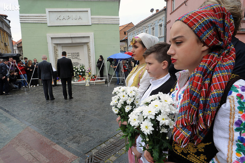 Prije 26 godina ubijena je mladost Tuzle: Vrijeme prolazi, a krivac je i dalje na slobodi
