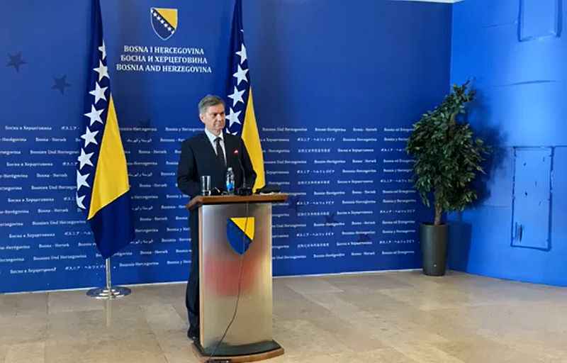 Denis Zvizdić napustio SDA