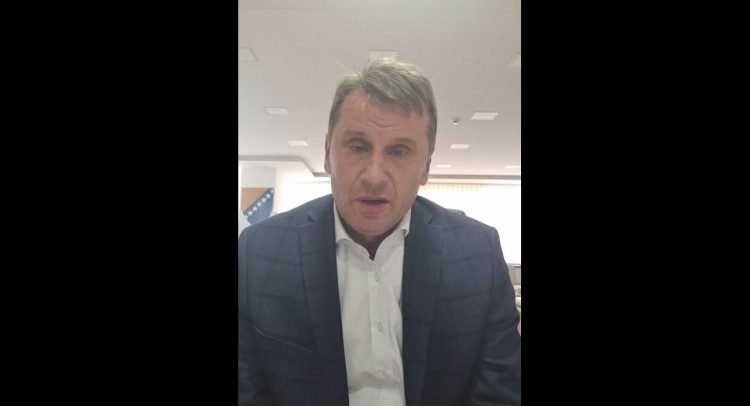 Fadil Novalić sinoć na Facebooku: Šutio sam na lažne optužbe, dosta je!