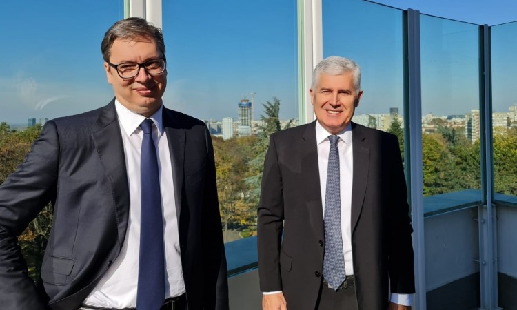 Vučić i Čović:Konstitutivni narodi samo konsenzusom mogu odlučivati o budućnosti