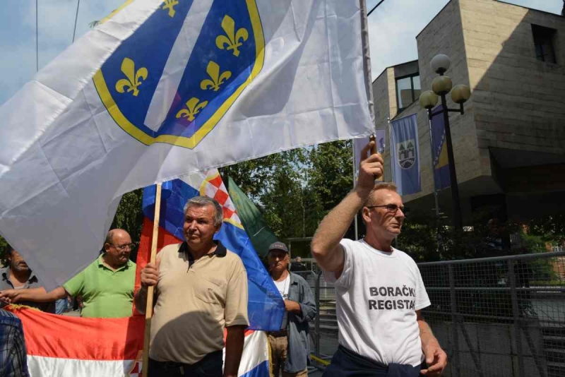 Male su izmjene Zakona o PIO, ali bitne stvari se mijenjaju