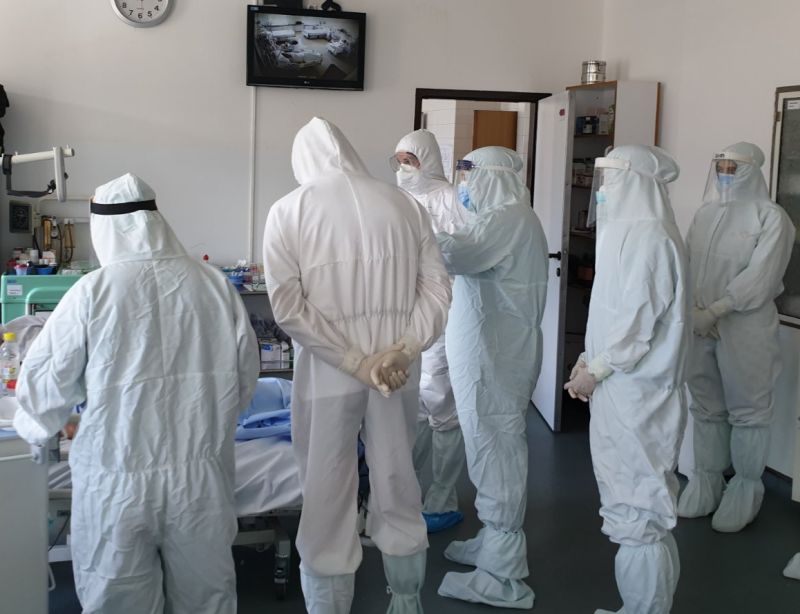 U Srbiji teška epidemiološka situacija, na respiratorima i djeca