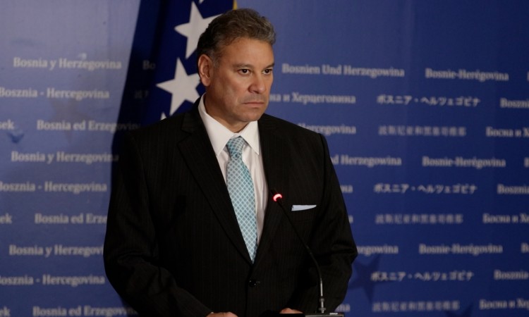 Eskobar: Najvažnija poruka je da rata neće biti