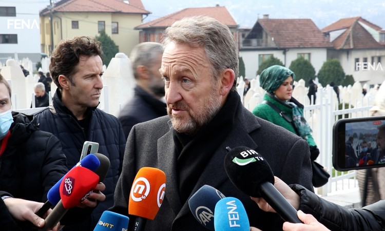 Izetbegović: Na sastanku bile stare teme, pokušavaju se približiti stavovi