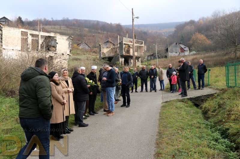 U Travniku obilježena godišnjica smrti doktora Mirsada Pece