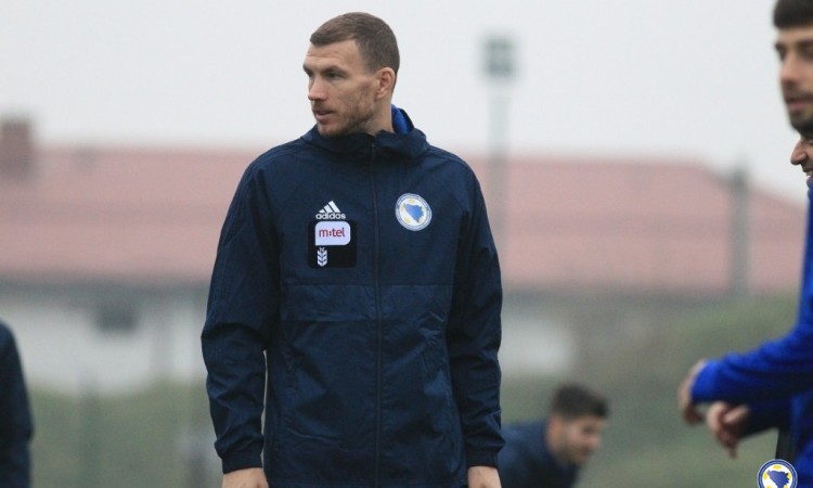 Edin Džeko se danas vraća u Italiju