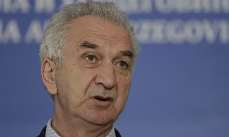 Šarović poručio Dodiku: Ne pratimo vas na vašem putu kriminala