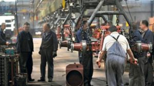 Većina plaća manja od 650 KM, iz BiH odlaze kvalificirani radnici