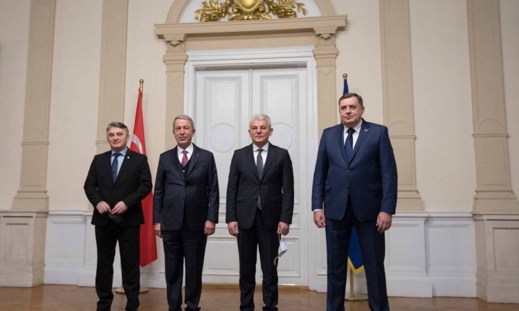 Članovi Predsjedništva BiH ugostili ministra odbrane Turske Hulusija Akara