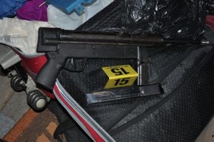 Pronađena droga i oružje u Visokom, uhapšena jedna osoba