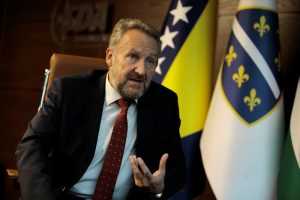 Izetbegović o pozivu iz NSRS-a: O državi se priča u državnim institucijama