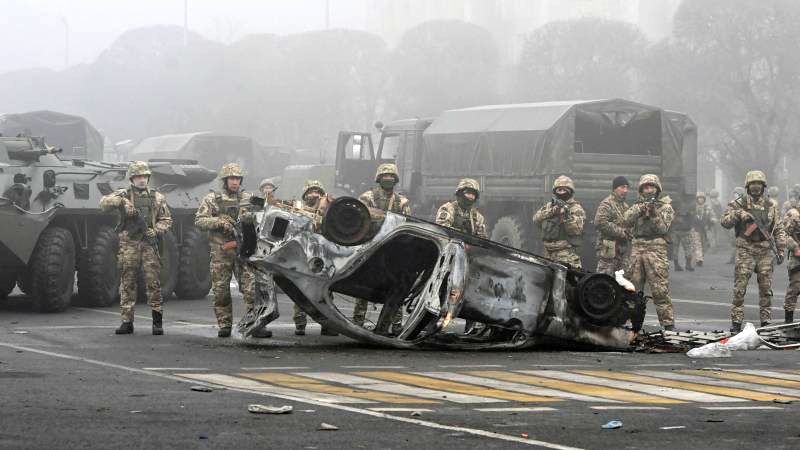 Predsjednik Kazahstana dao odobrenje vojnicima da pucaju bez upozorenja