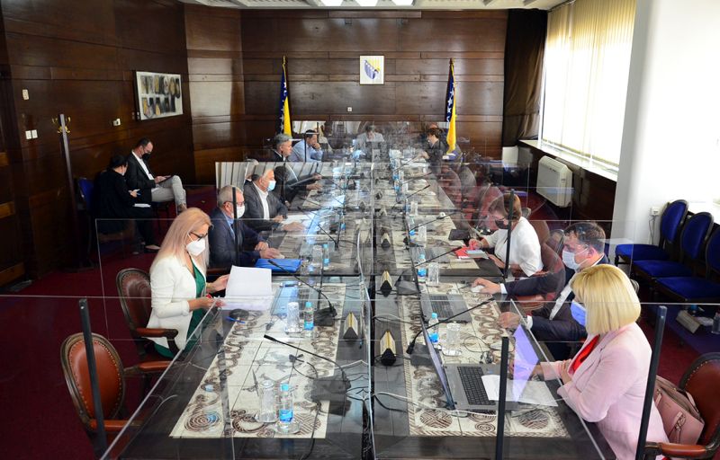 Vlada FBiH usvojila naredbe i preporuke, kantonima preporučeno uvođenje VTP pravila