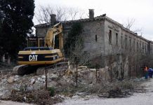Mostar: Ruši se nekadašnja Željeznička zgrada 'Ćiro'