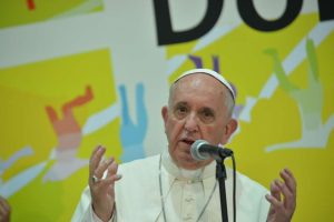 Papa Franjo: Vakcinacija protiv koronavirusa moralna obaveza