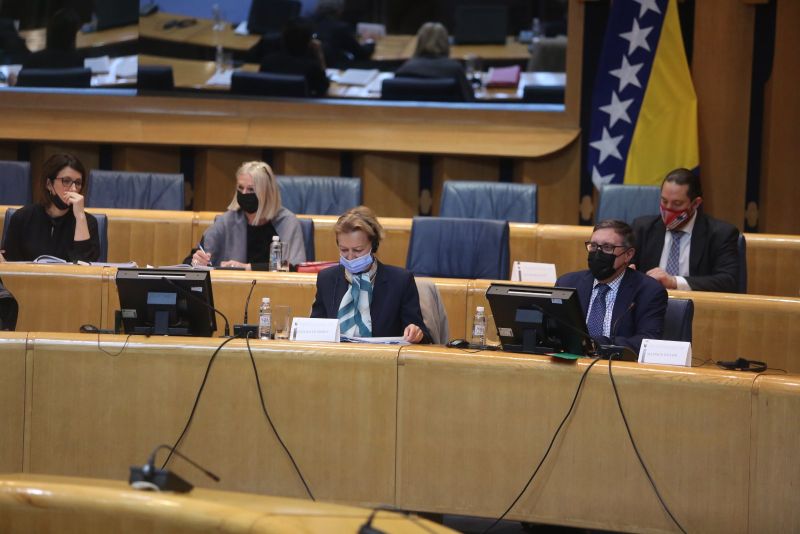 Palmer i Eichhorst sa članovima Interresorne grupe