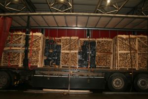 Bosanac u Hrvatsku pokušao unijeti skoro 15.000 kutija cigareta