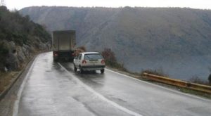 Snijeg i radovi u tunelima usporavaju saobraćaj u BiH