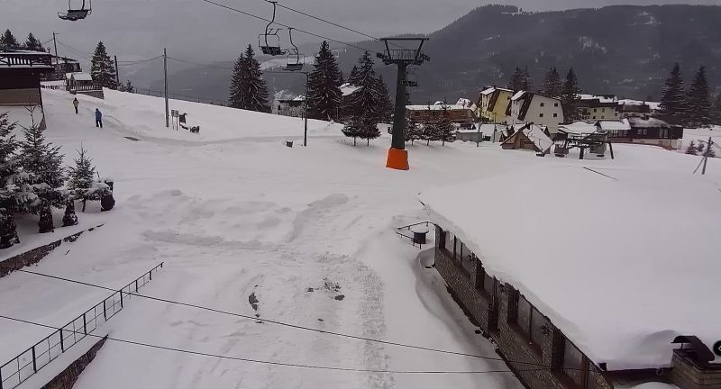 Snijeg nastavlja padati u većem dijelu BiH