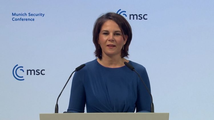 Annalena Baerbock: Istjerat ćemo Putina sa Balkana