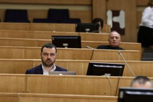 Predstavnički dom ukinuo akcize na gorivo, za primjenu potrebna i odluka Doma naroda