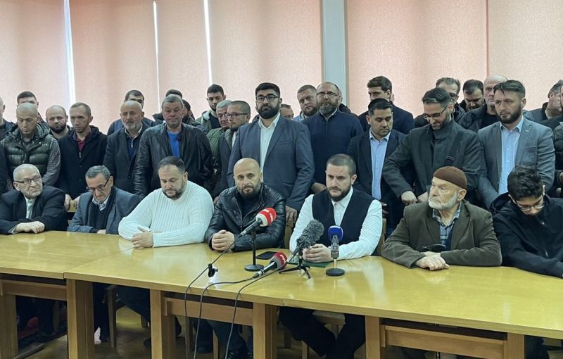 Muftija Zukorlić je otrovan: Sumnju iznijela porodica koja će tražiti istragu