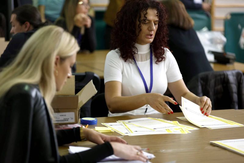 FALSIFIKATI: Državna tužiteljica i SIPA u Glavnom centru za brojanje glasova