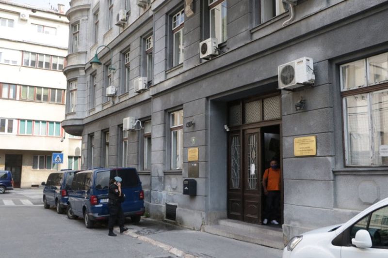 APLIKACIJA SKY: Uhapšen advokat i policajac MUP KS