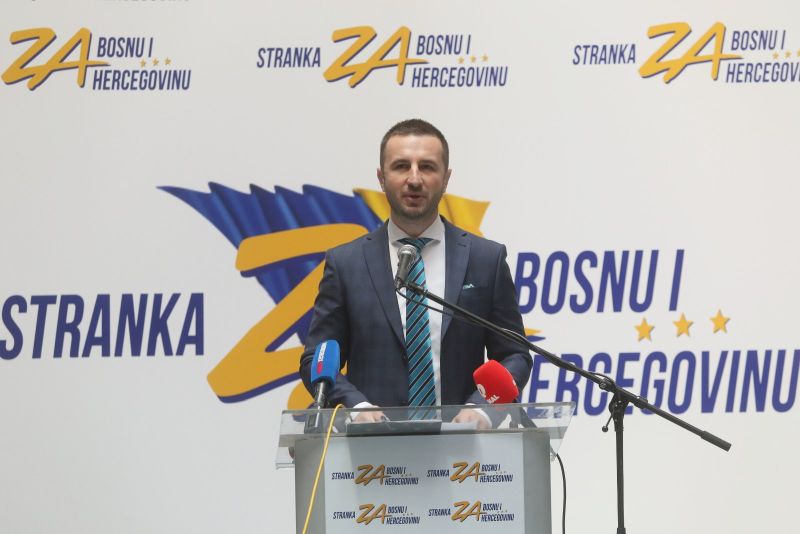 Efendić: Ne može HDZ postavljati uslove, SDP treba voditi procese, insistirat ću da se DF pridruži razgovorima