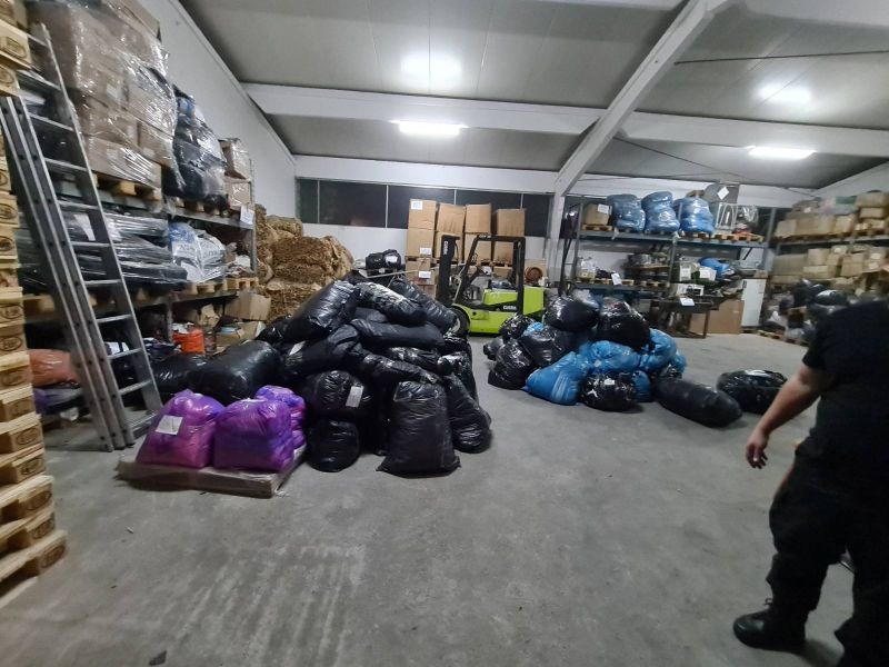 Oduzet tekstil i medicinska oprema u vrijednosti 321.000 KM