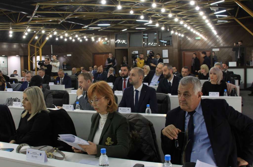 Šestorka u ZDK-u odbila ulazak HDZ-a u koaliciju, izbor nove Vlade do 24. decembra