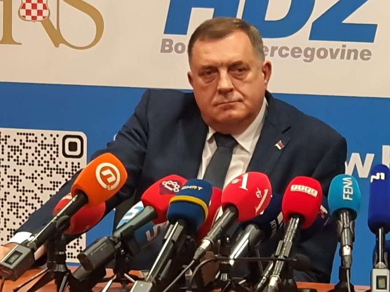 Milorad Dodik: BiH kandidatskim statusom za članstvo u EU ne dobiva ništa