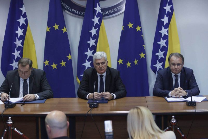 Ko je gazda ove kafane? Liderstvo kod separatista i rasulo politika koje se zalažu za BiH