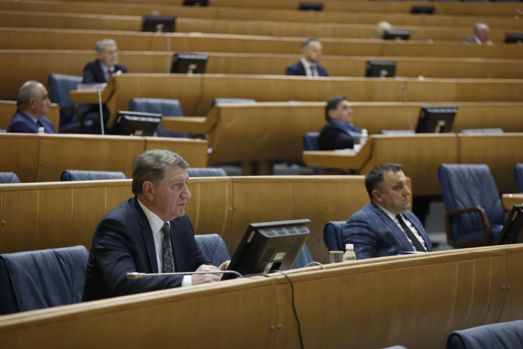 Predstavnički dom PSBiH usvojio ukidanje akciza na gorivo