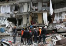 U zemljotresima u Turskoj i Siriji više od 2.000 mrtvih, hiljade još pod ruševinama