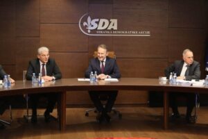 SDA: Schmidt ne smije u koordinaciji sa Zagrebom vršiti dodatno nasilje nad Ustavom FBiH