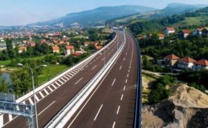 Zbog klizišta zatvorena Zenička zaobilaznica za saobraćaj