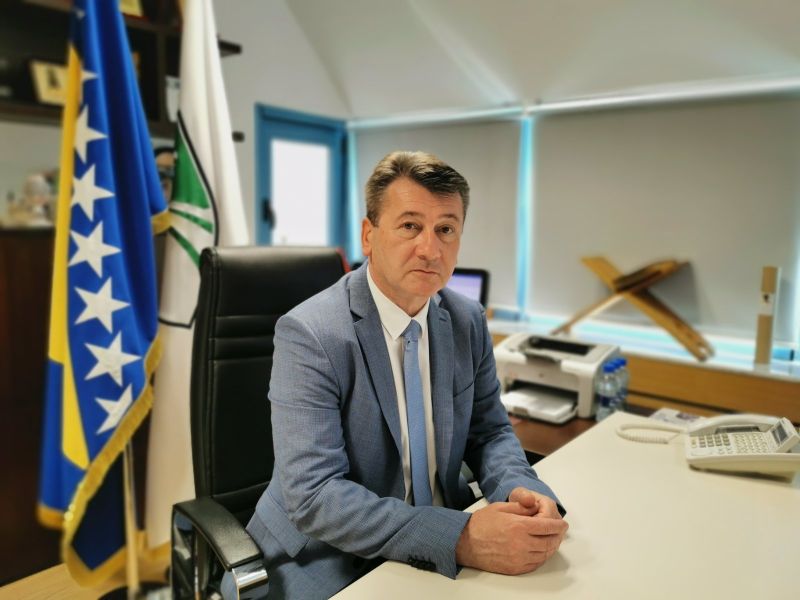 Hadžibajrić: Kavazović smeta jer je progovorio o onome o čemu bošnjački politički prvaci šute