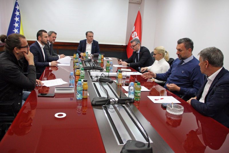 Čović očekuje potpis sporazuma, Nikšić i ekipa djelovanje Schmidta