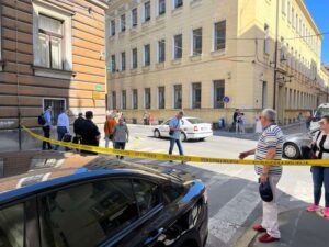 Policija otkrila ko stoji iza dojava o bombama u školi 'Meša Selimović'